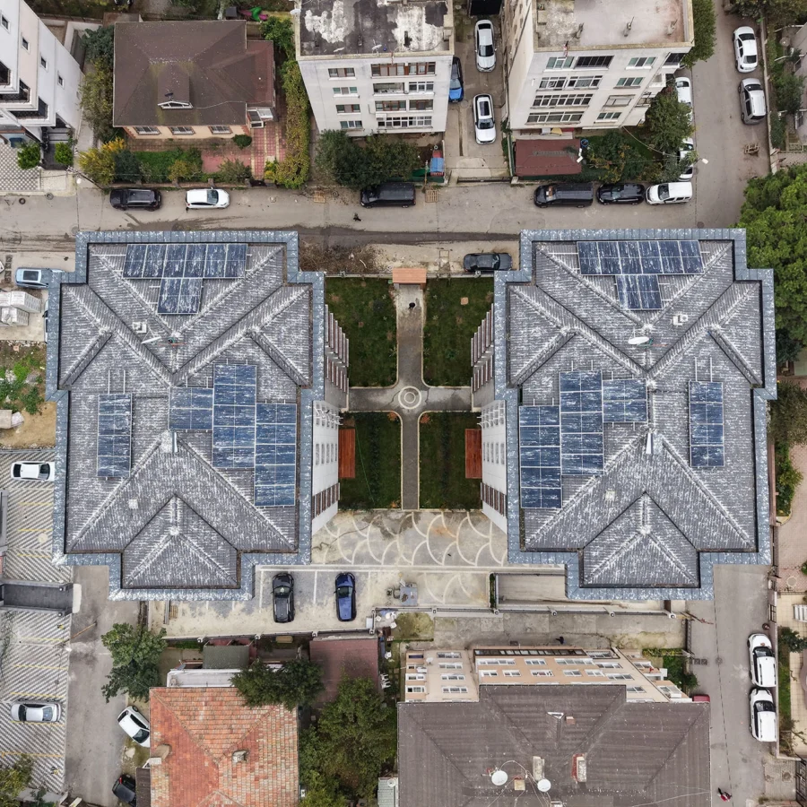 İzotim tarafından Ayşe Sultan Evleri projesinde yapılan dış cephe uygulamaları