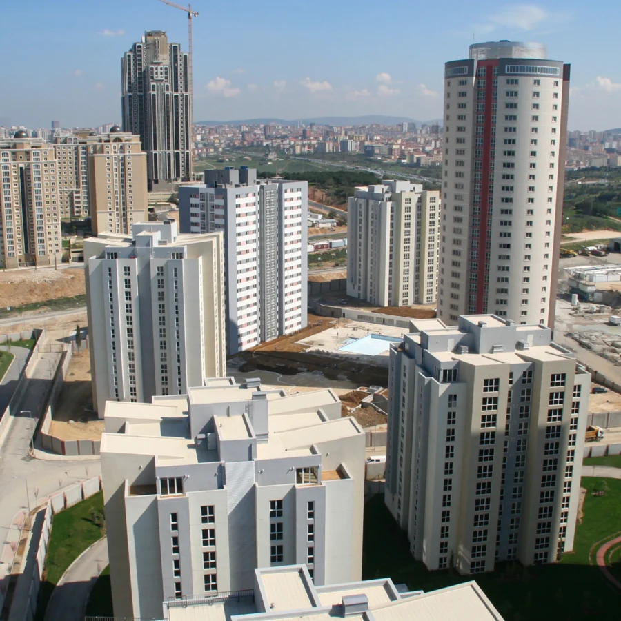 İzotim tarafından Ağaoğlu My World Europe projesinde yapılan dış cephe uygulamaları