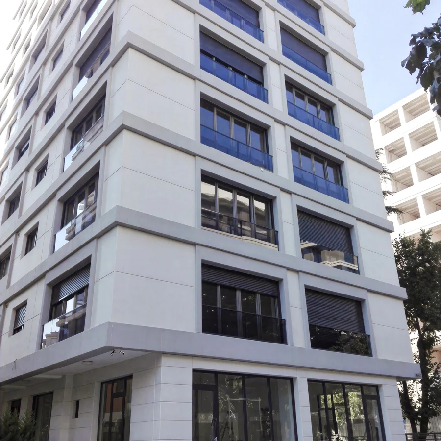 Von İzotim im Rahmen des Projekts „Anı Apartmanı“ durchgeführte Fassadenarbeiten