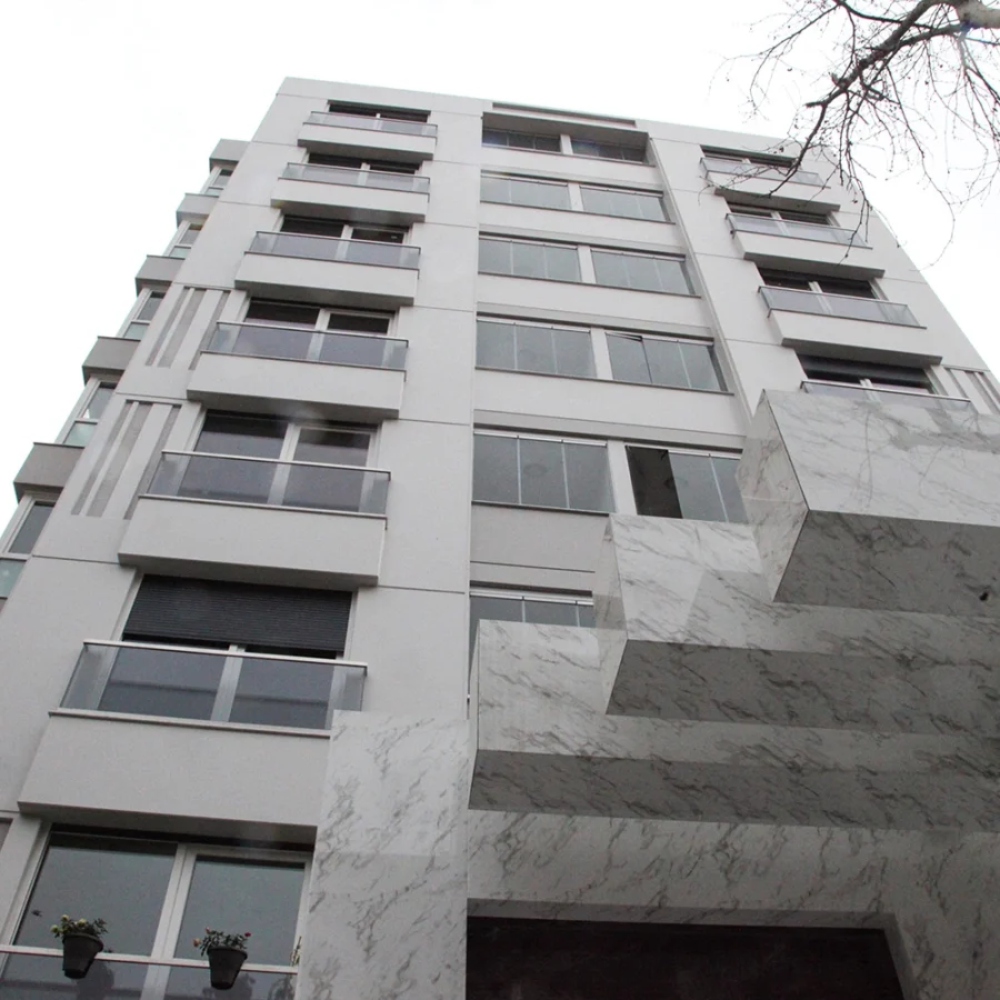 İzotim tarafından Birlik Apartmanı projesinde yapılan dış cephe uygulamaları