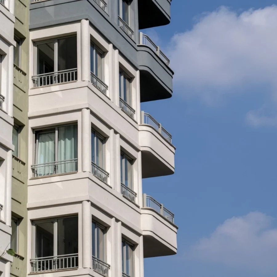 İzotim tarafından Bizim Mahalle 1. Etap 2. Kısım projesinde yapılan dış cephe uygulamaları