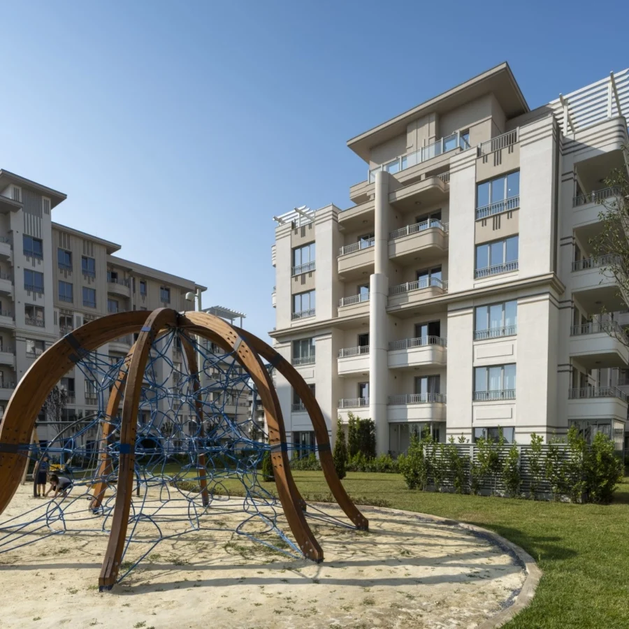 İzotim tarafından Bizim Mahalle 1. Etap 2. Kısım projesinde yapılan dış cephe uygulamaları