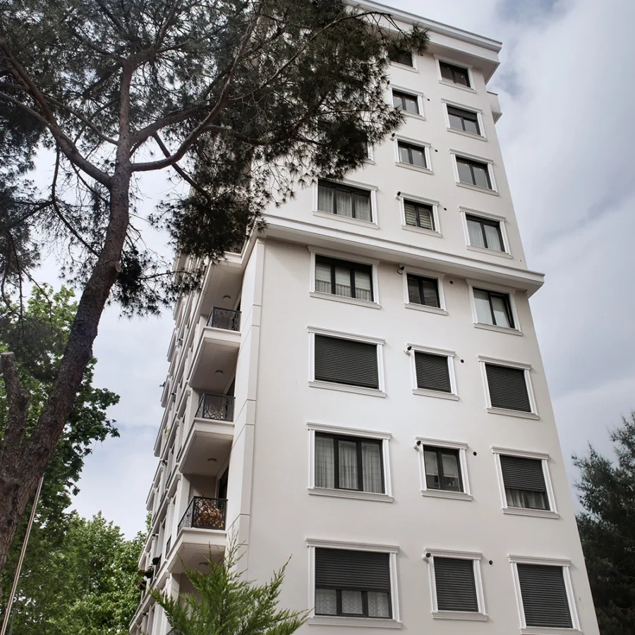Von İzotim im Rahmen des Projekts „Deniz Apartmanı“ durchgeführte Fassadenarbeiten
