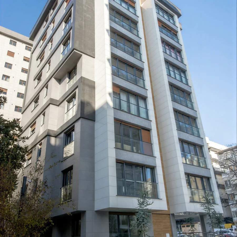 İzotim tarafından Dostlar Apartmanı projesinde yapılan dış cephe uygulamaları