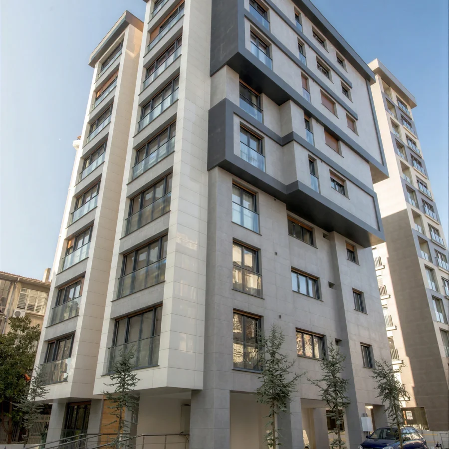 İzotim tarafından Dostlar Apartmanı projesinde yapılan dış cephe uygulamaları