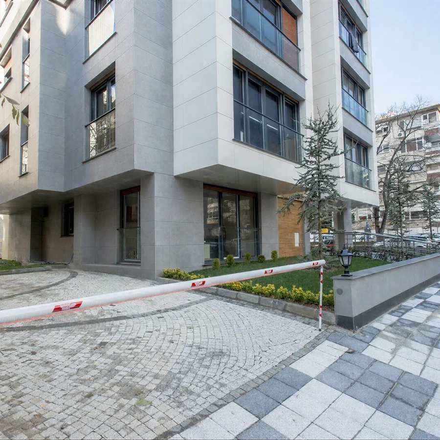 İzotim tarafından Dostlar Apartmanı projesinde yapılan dış cephe uygulamaları
