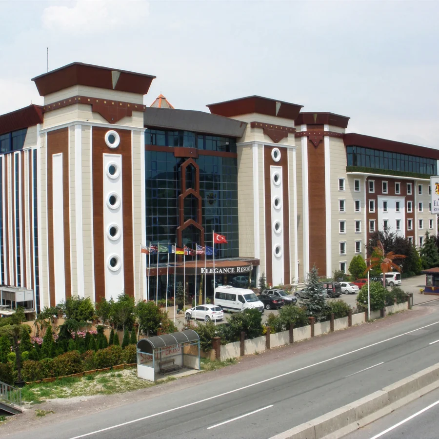 İzotim tarafından Elegance Resort Hotel projesinde yapılan dış cephe uygulamaları