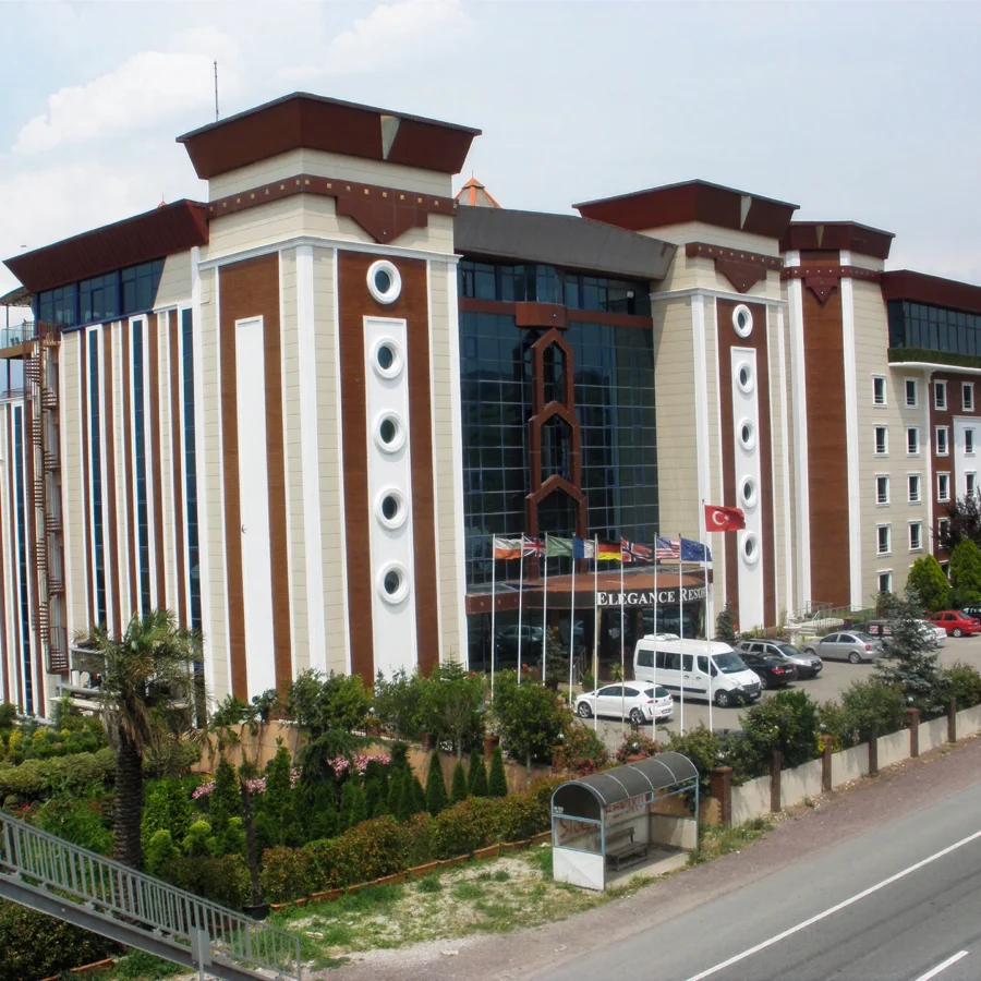 İzotim tarafından Elegance Resort Hotel projesinde yapılan dış cephe uygulamaları