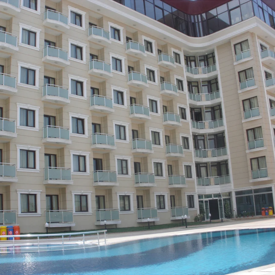 İzotim tarafından Elegance Resort Hotel projesinde yapılan dış cephe uygulamaları