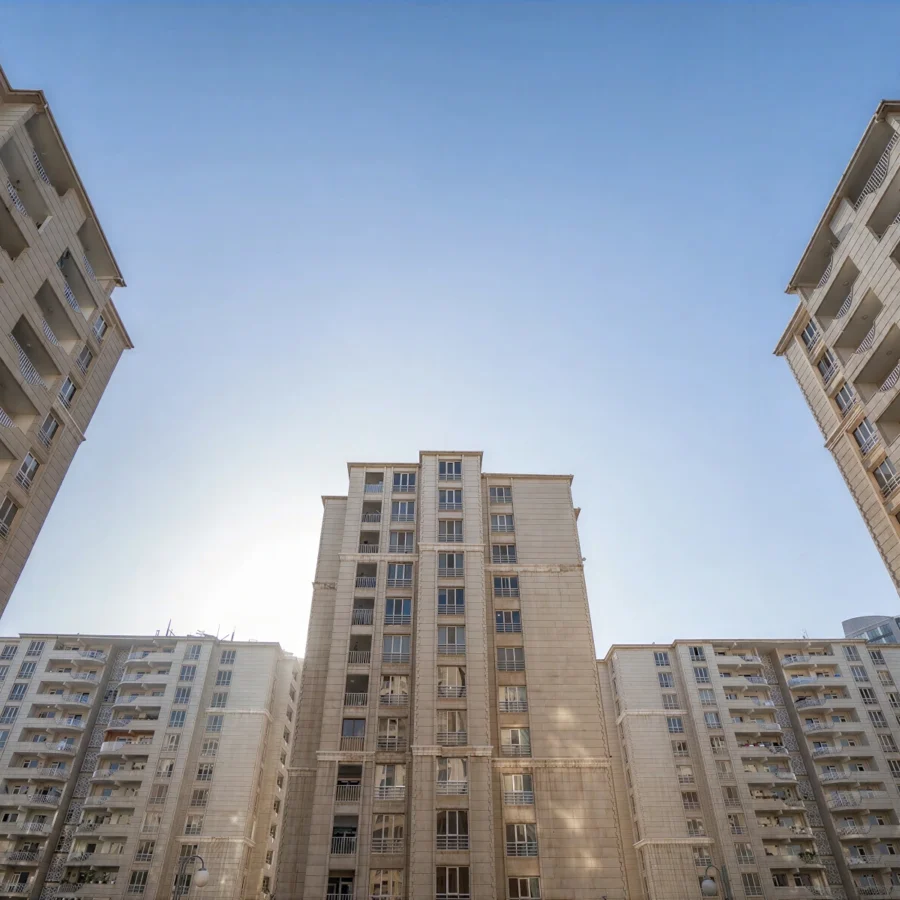 Von İzotim im Rahmen des Projekts „Empire Royal Apartments“ durchgeführte Fassadenarbeiten