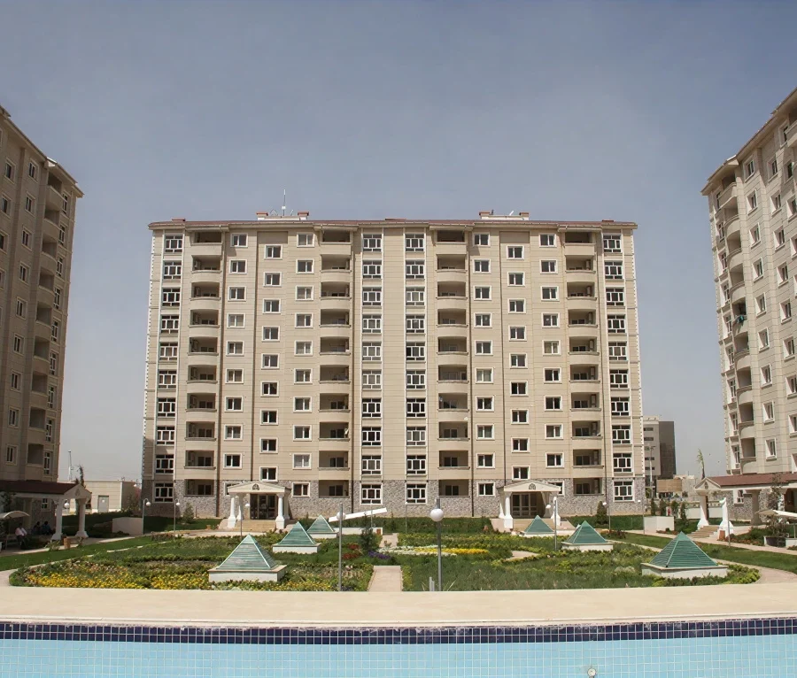 Von İzotim im Rahmen des Projekts „Empire Royal Apartments“ durchgeführte Fassadenarbeiten
