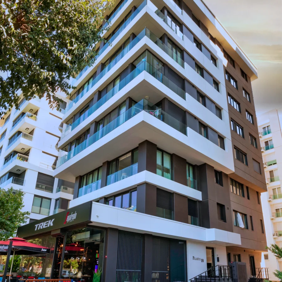 İzotim tarafından Palmiye Apartmanı projesinde yapılan dış cephe uygulamaları