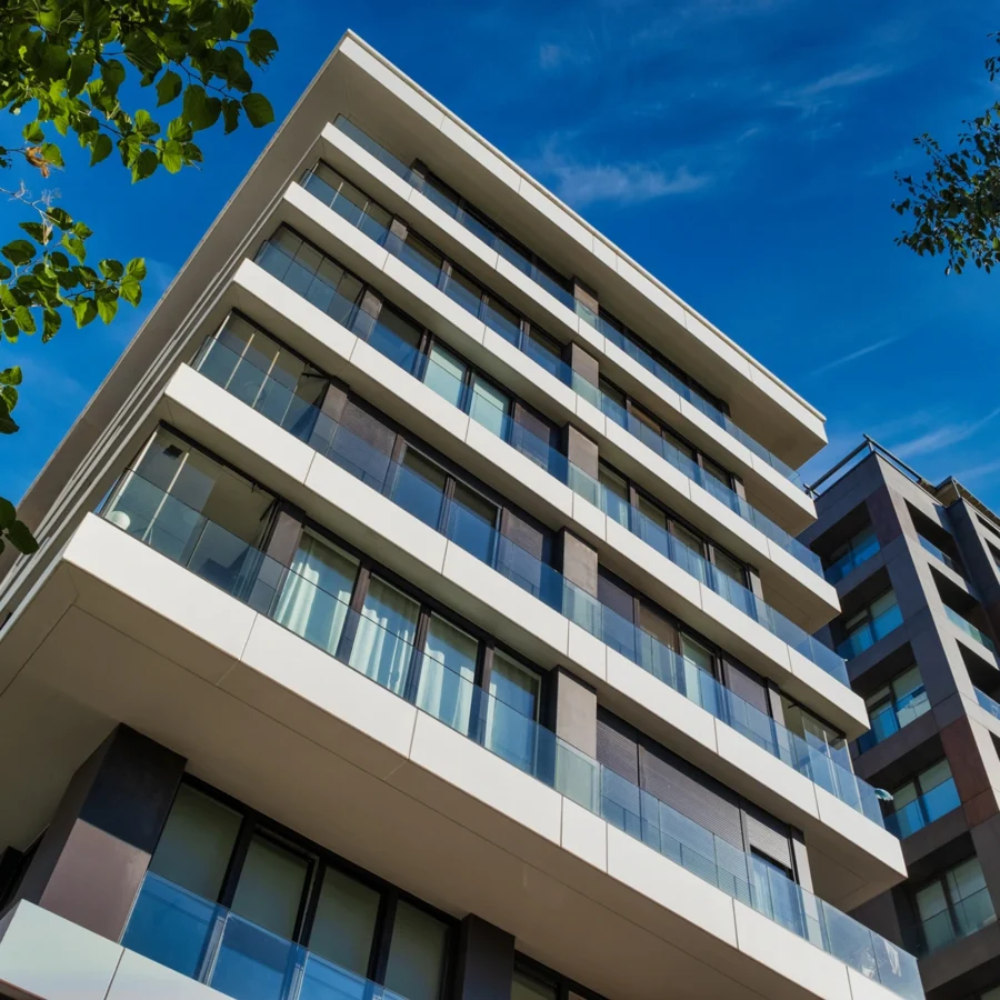 İzotim tarafından Palmiye Apartmanı projesinde yapılan dış cephe uygulamaları