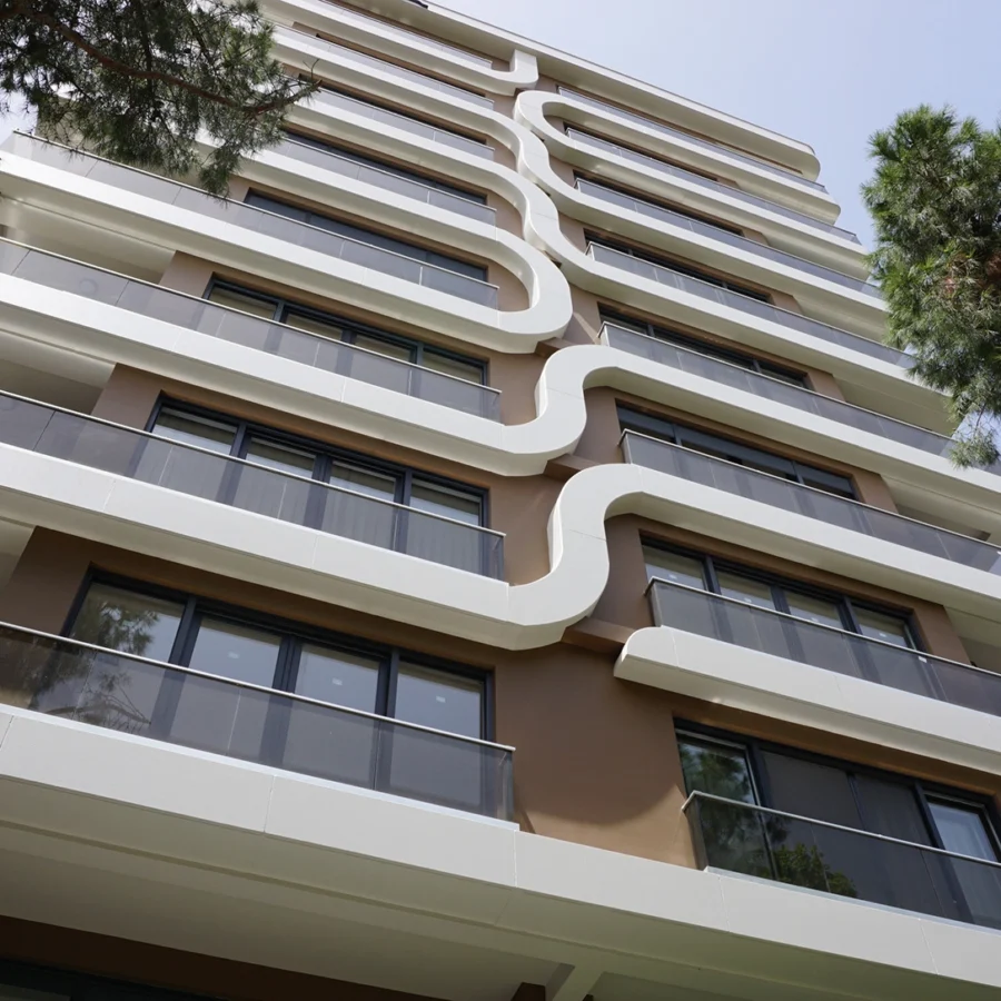 İzotim tarafından Somuncu Apartmanı projesinde yapılan dış cephe uygulamaları