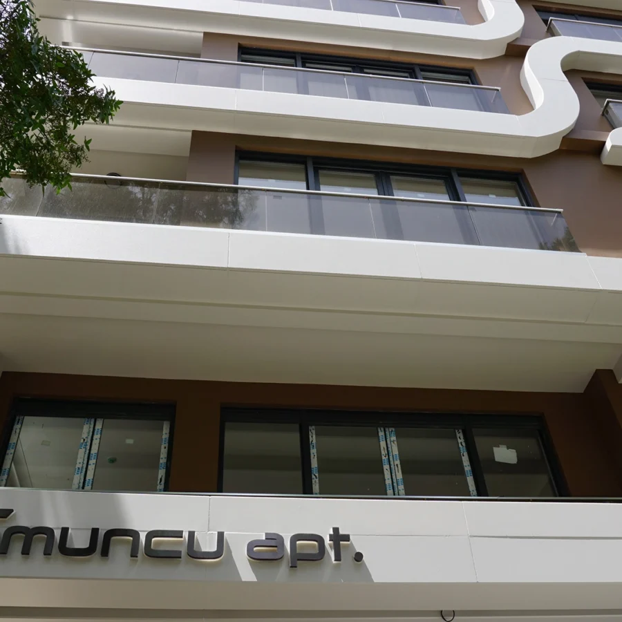 İzotim tarafından Somuncu Apartmanı projesinde yapılan dış cephe uygulamaları