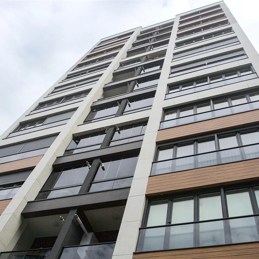 Exterior facade work carried out by İzotim on the Terradora Apartment Building project
