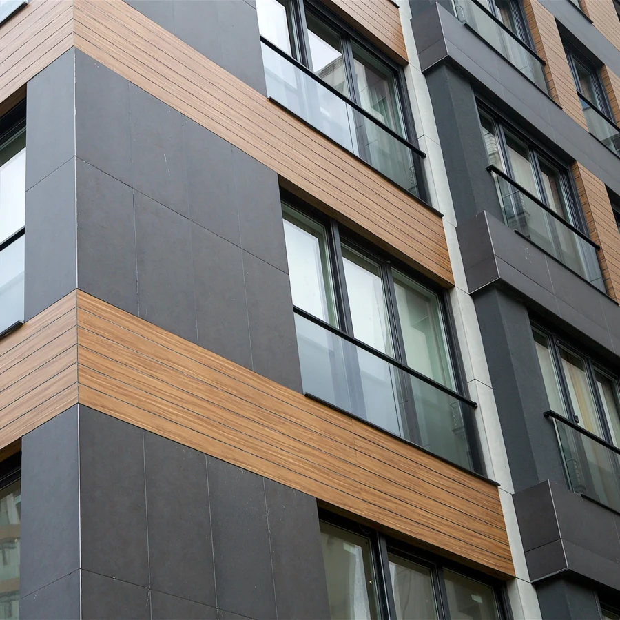 Exterior facade work carried out by İzotim on the Terradora Apartment Building project