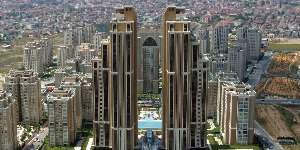 Uphill Court