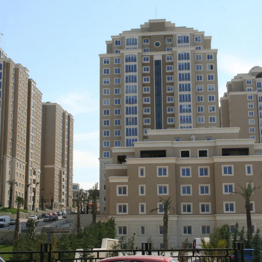 İzotim tarafından Uphill Court projesinde yapılan dış cephe uygulamaları