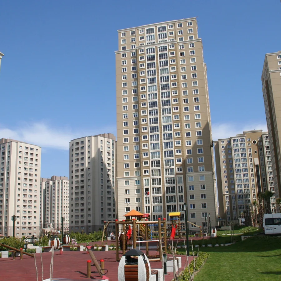 İzotim tarafından Uphill Court projesinde yapılan dış cephe uygulamaları