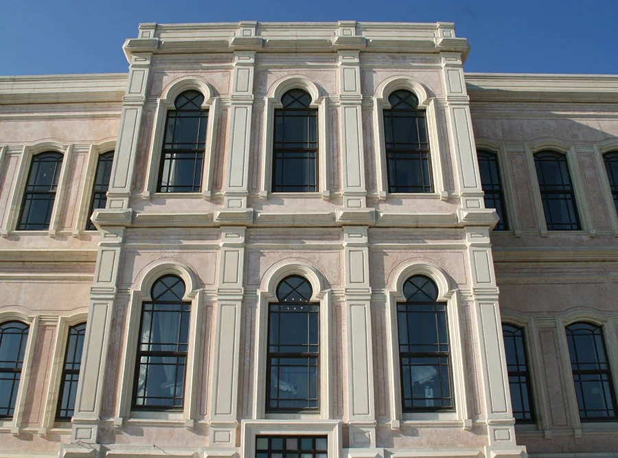 İzotim tarafından Four Seasons Hotel Istanbul at the Bosphorus projesinde yapılan dış cephe uygulamaları
