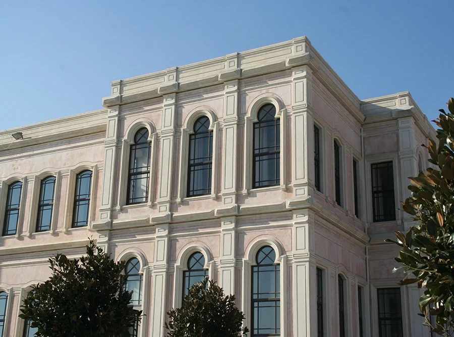 İzotim tarafından Four Seasons Hotel Istanbul at the Bosphorus projesinde yapılan dış cephe uygulamaları